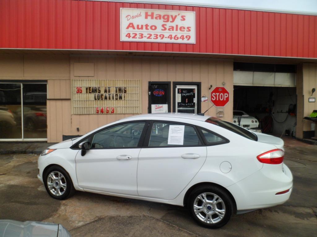 2016 Ford Fiesta SE's photo